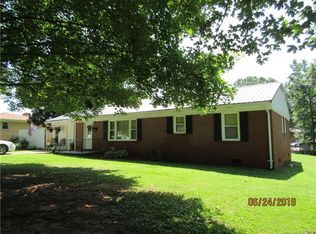 189 Westwood Dr, Forest City, NC 28043