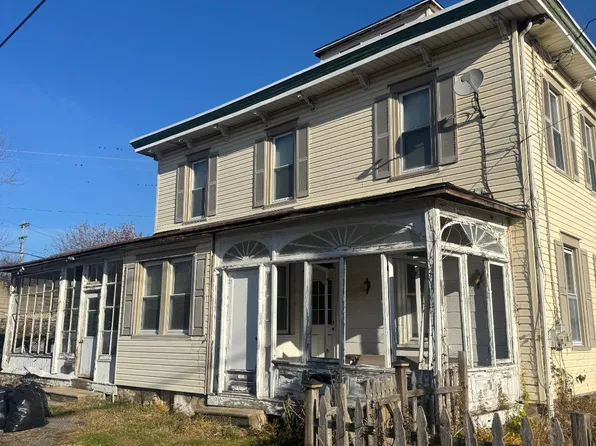 601 Maple Ave, Philadelphia, PA 19116