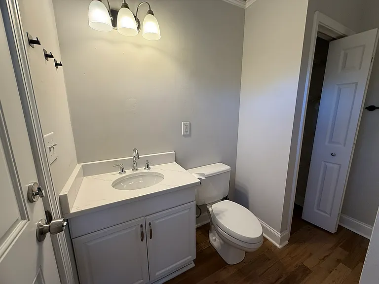 8006 Hemby Wood Dr — Photo 28