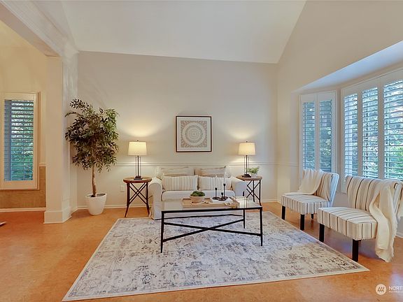 4th image of 2816 21st Avenue Ct NW