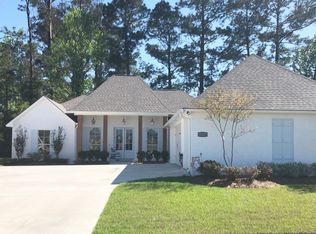 13284 Williamsburg Dr, Walker, LA 70785