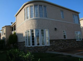 1037 1/2 S Norton Ave, Los Angeles, CA 90019