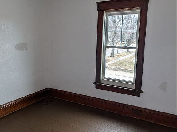 3rd image of 315 E Charles St #2