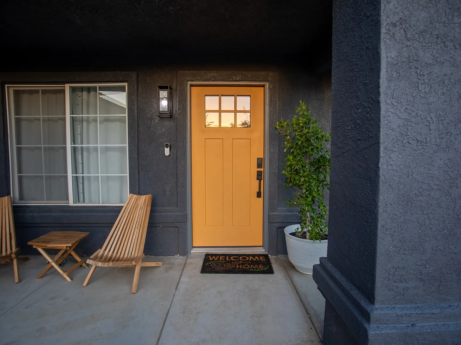 3 bed, 1329 sqft, $2,500 — Photo 2