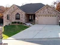 1st image of 7 Worthington Dr