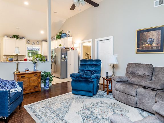 2nd image of 4637 Bella Capri Ln