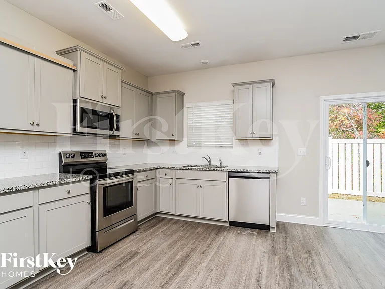 9525 Blue Knoll Ct — Photo 10