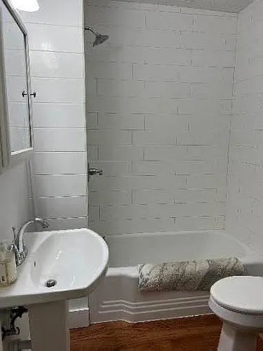 36 Cottage St Photo 1