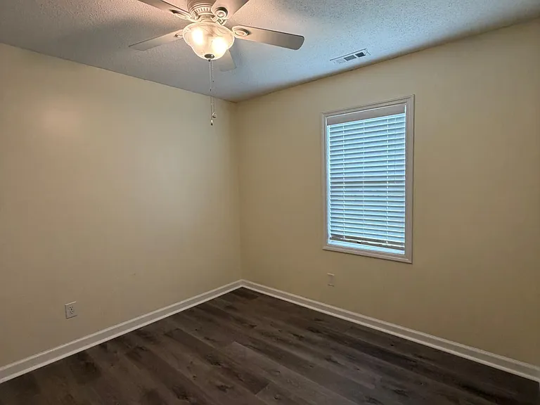 208 Parnell Rd — Photo 23