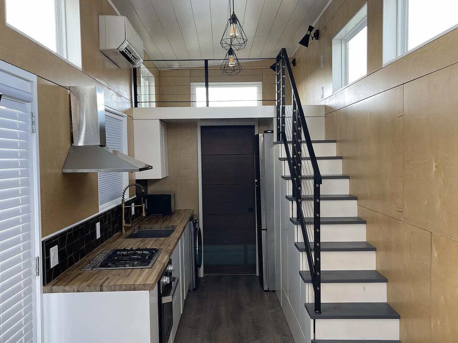 1 bed, 357 sqft, $1,350 — Photo 3