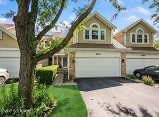 1916 Sunset Dr, Hanover Park, IL 60133