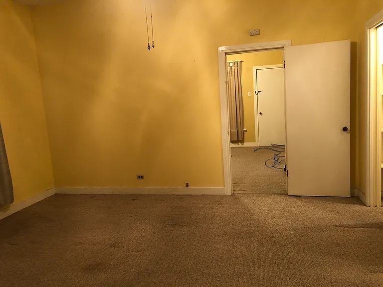 1041 W Vanderbilt St — Photo 11