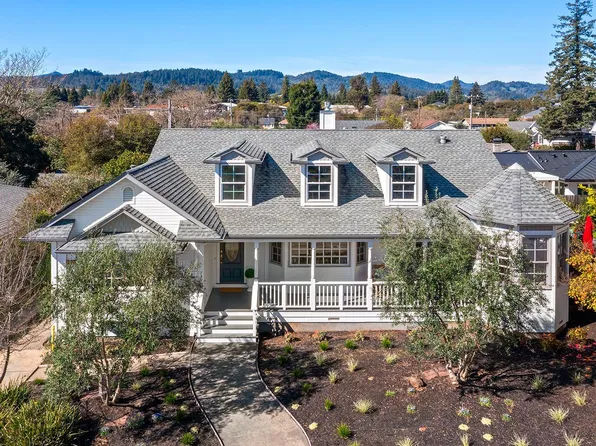 735 Johnson Street, Healdsburg, CA 95448