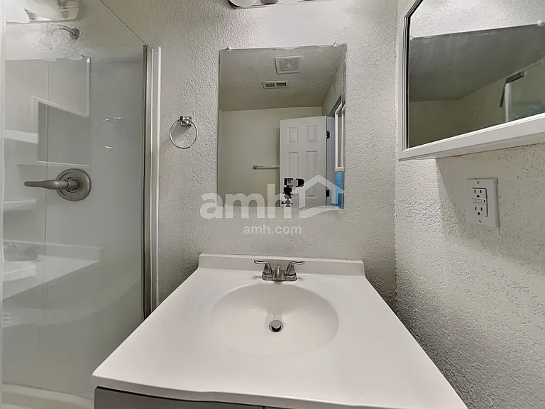 8433 Golden Eye Dr — Photo 15