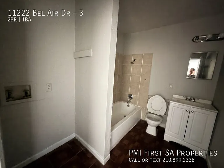 11222 Bel Air Dr #3 — Photo 4