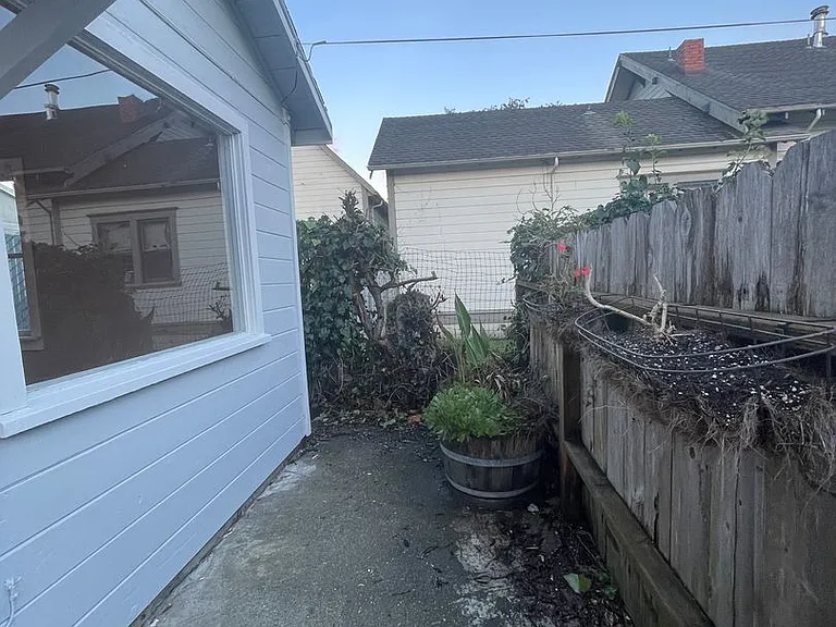 576 Main St — Photo 50