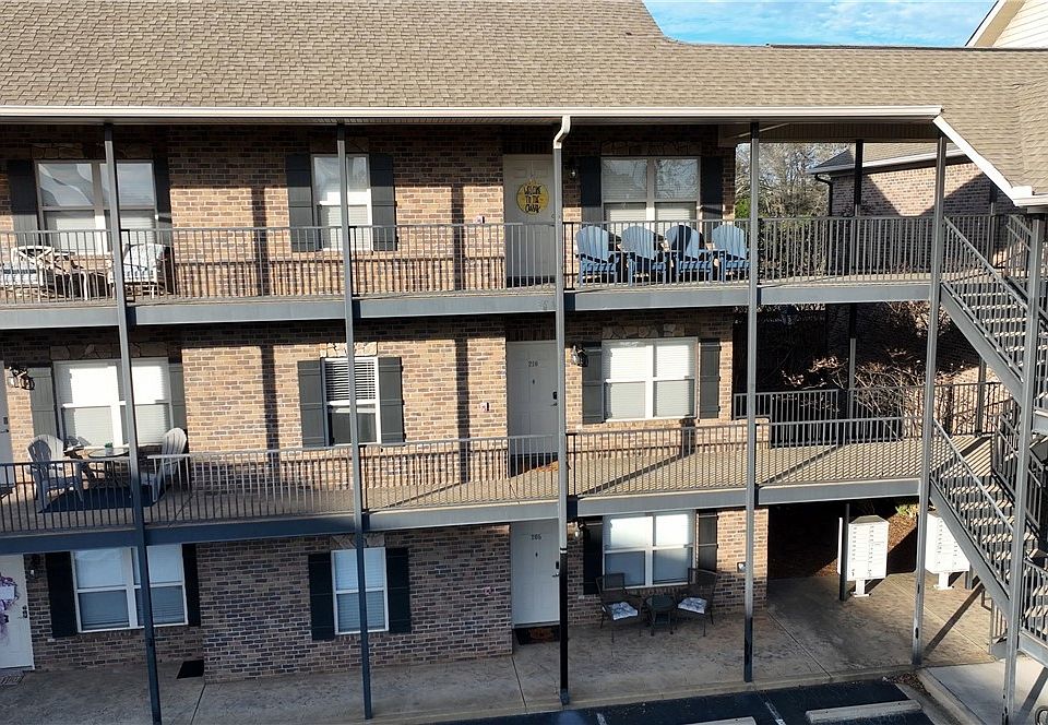 1st image of 836 W Glenn Ave APT 210