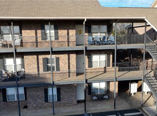 836 W Glenn Ave APT 210, Auburn, AL 36832