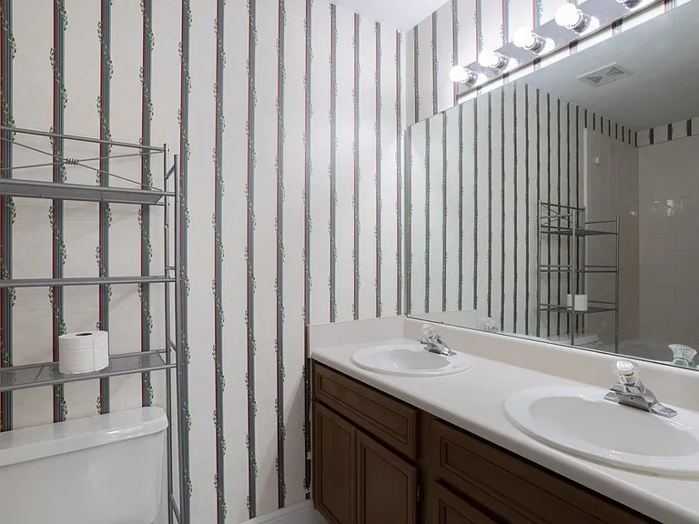 3569 Chatelaine Dr — Photo 20