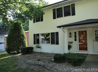 1168 Sweetbriar Pl, Galesburg, IL 61401