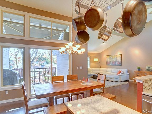 4th image of 10028 NE 115th Ln
