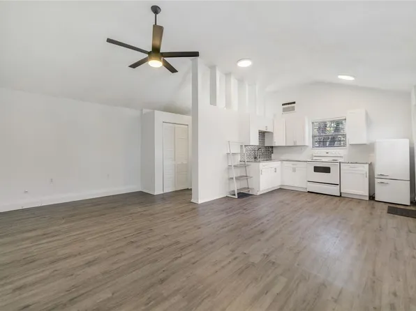 2011 Dartmouth Ave N #1/2, Saint Petersburg, FL 33713