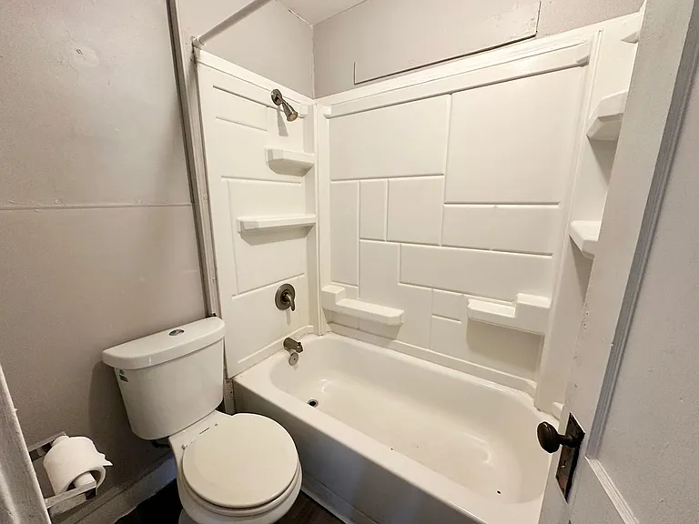 113 Spruce St — Photo 8