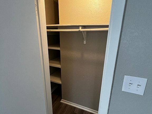 5th image of 2713 N 30th St #4