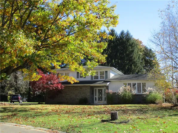 114 Hillview Ct, Norwich, NY 13815