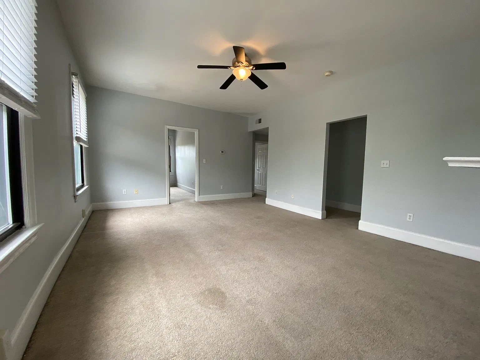 2 bed, 950 sqft, $1,225 — Photo 3