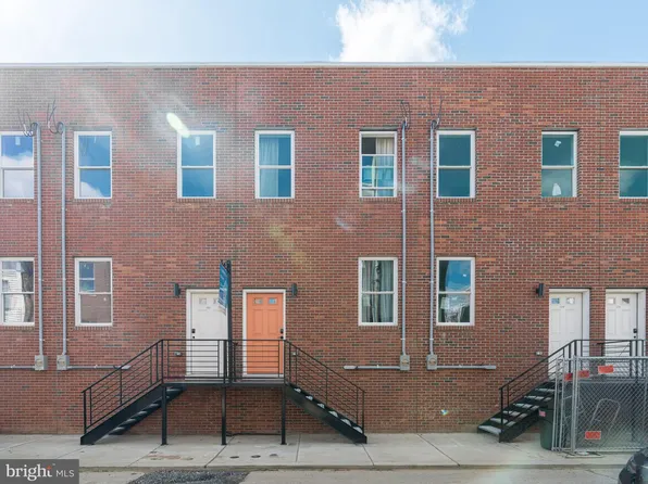 1327 S Dover St, Philadelphia, PA 19146