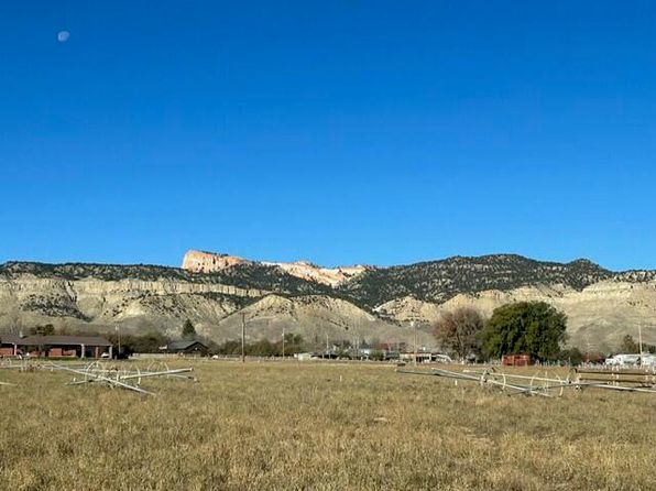 330 E 50 S, Tropic, UT 84776