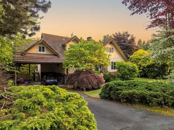 776 Westcot Pl, West Vancouver, BC V7S 1N9