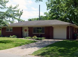 14 Dorchester Dr, Belleville, IL