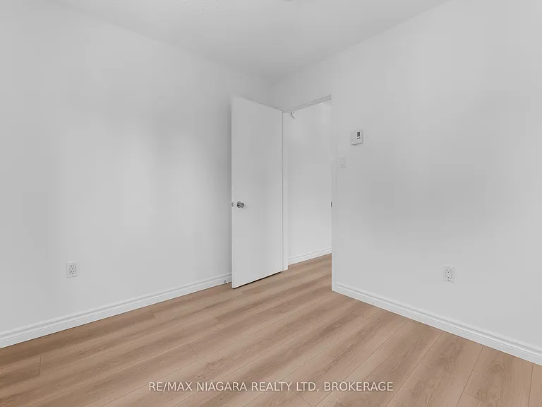 833 Foss Rd #1 — Photo 25