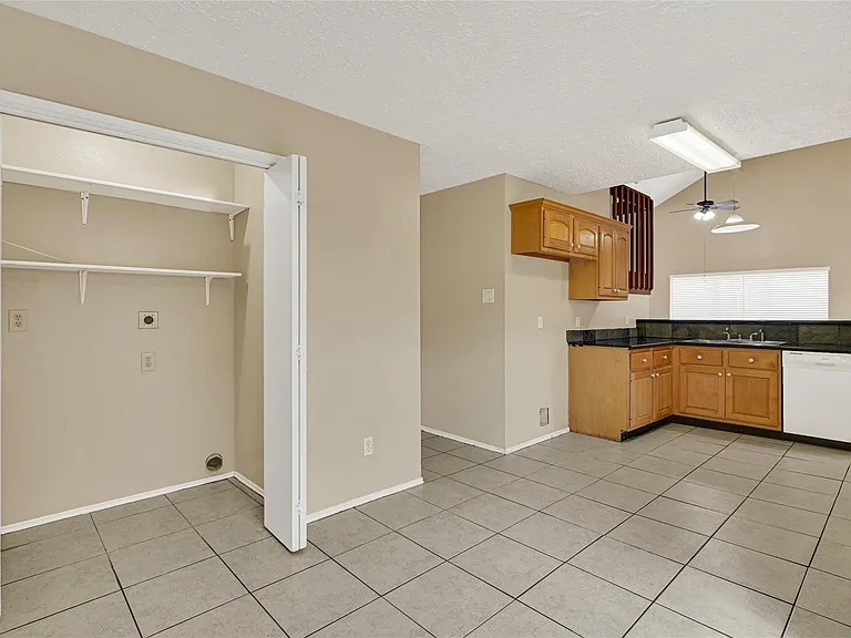 12322 Meadow Ridge Dr — Photo 14