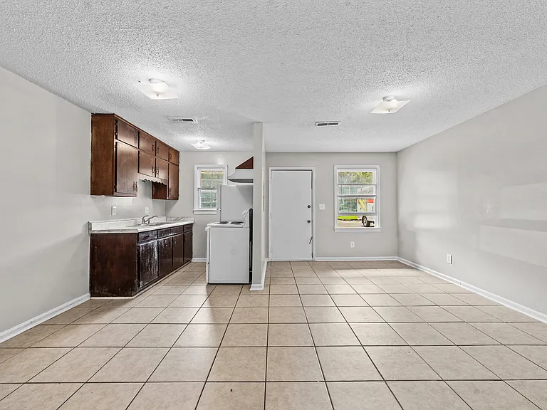 2-3911 Patton Rd SW — Photo 8