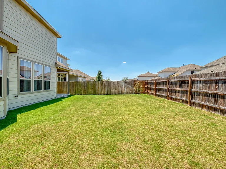17204 Calipatria Ln — Photo 30