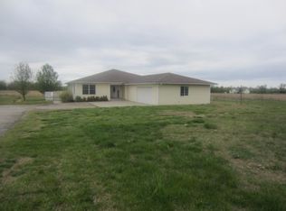 2748 SE 10th St, Columbus, KS 66725