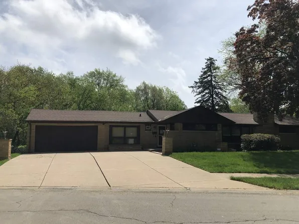 1005 Adams St, Lockport, IL 60441