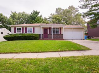 2324 Byrnes Rd, Lansing, MI 48906