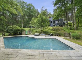 4 Twin Pond Ln, Lincoln, MA 01773
