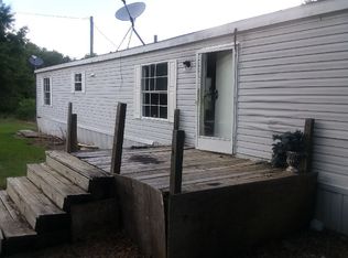 1402 Williams Rd, Yazoo City, MS 39194