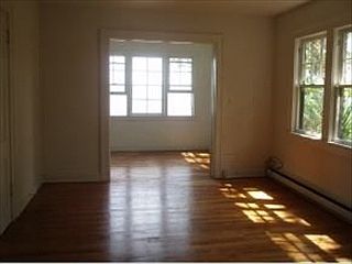 5th image of 1801 Riverview Dr