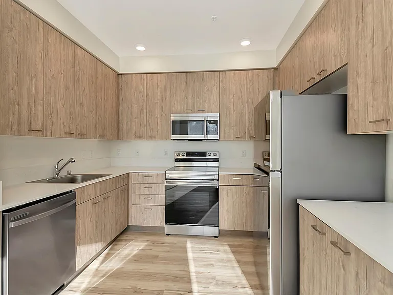 13521 97th Ave E #308 — Photo 7