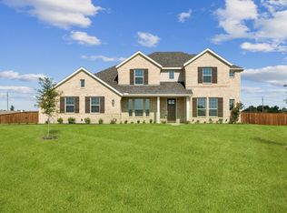 148 Swan Lake Dr, Waxahachie, TX 75165