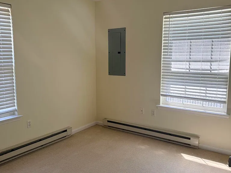 150 Magnolia Ln — Photo 29