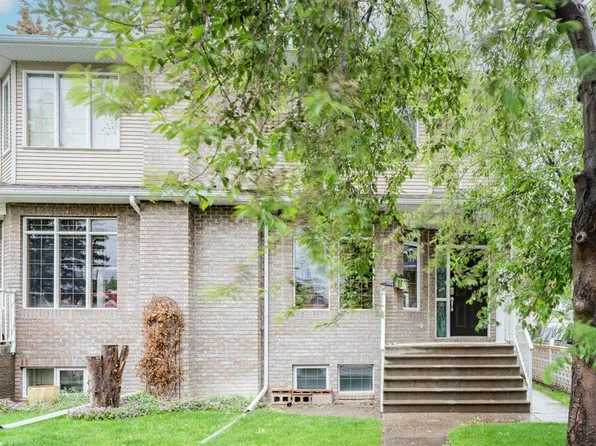 256 SE 43rd Ave NW, Calgary, AB T2K 0H6