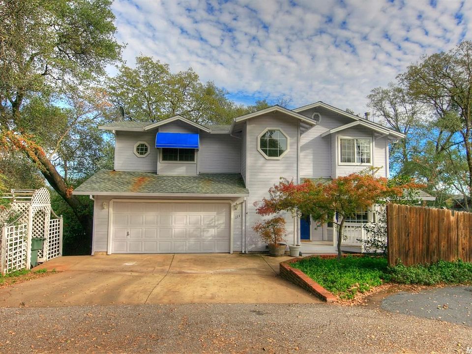 1st image of 111 Canyon Ct