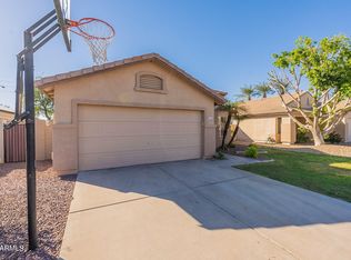 8213 W Pontiac Dr, Peoria, AZ 85382
